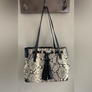 Patricia Nash tote